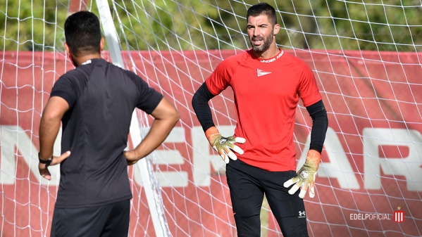 Con una fuerte autocrítica, el plantel del Pincha se reencuentra por la tarde en City Bell