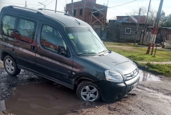 Vecinos de San Carlos indignados por el estado de las calles