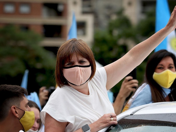 Dos secretarios de Patricia Bullrich tambi&eacute;n viajaron al 8N de C&oacute;rdoba con pasajes del Senado