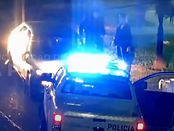 VIDEO: Persecución casi de película en Tolosa, entre la Policía y un ladrón de autos