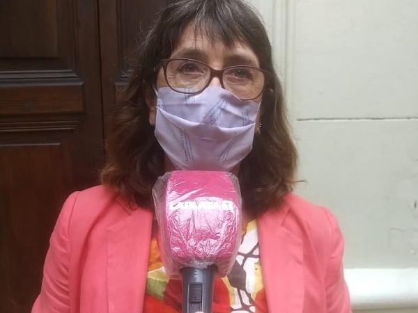 Ana Castagneto: "El Intendente dio el discurso en un teatro porque para él es un acting"