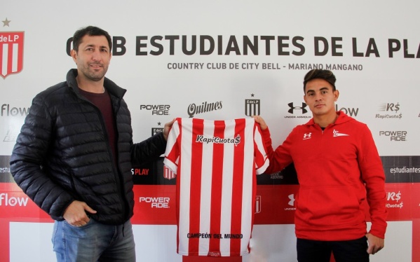 Estudiantes oficializó a su primer refuerzo