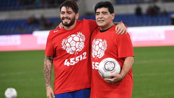 El emotivo relato de Diego Maradona Jr. sobre la llegada de Maradona a Gimnasia: "Emocionó el amor que le dieron"