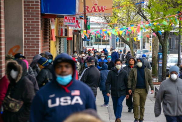 Estados Unidos registró 205.000 nuevos casos de COVID-19 y rompió un nuevo récord