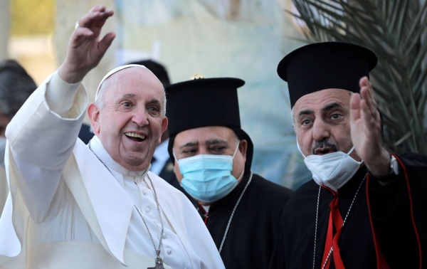 En Irak, el Papa Francisco convocó a luchar contra el extremismo