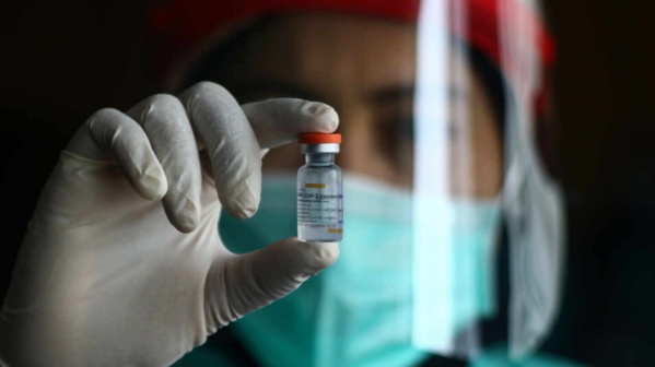 Fuerte apoyo de reconocidas personalidades del mundo para que liberen las patentes de las vacunas