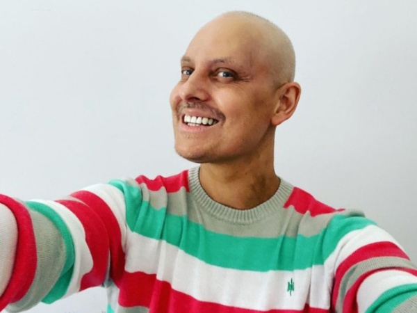 Lío Pecoraro mostró como continúa su recuperación de leucemia desde su casa: "Decretado, sanado"