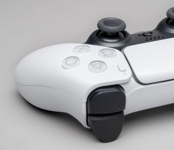 Sony lanza dos nuevos joysticks DualSense, la tecnología de mandos de nueva generación