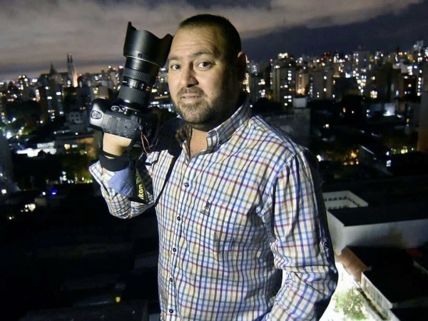 Murió Matías Ramírez, el mejor fotógrafo político de La Plata