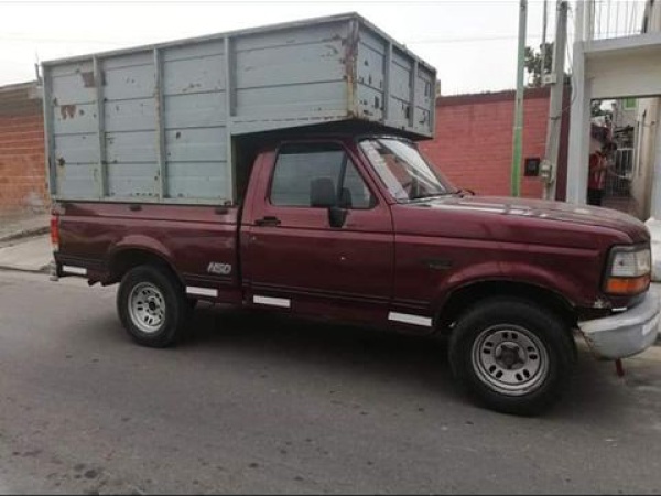 Le robaron la camioneta a un fletero de La Plata: "Es mi única fuente de ingresos"