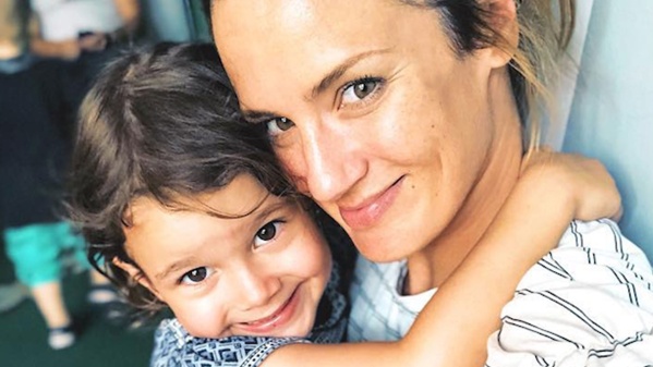 Fuerte descargo de Paula Chaves en la semana del parto respetado: "Olivia naci&oacute; mientras yo estaba atada a una cama"