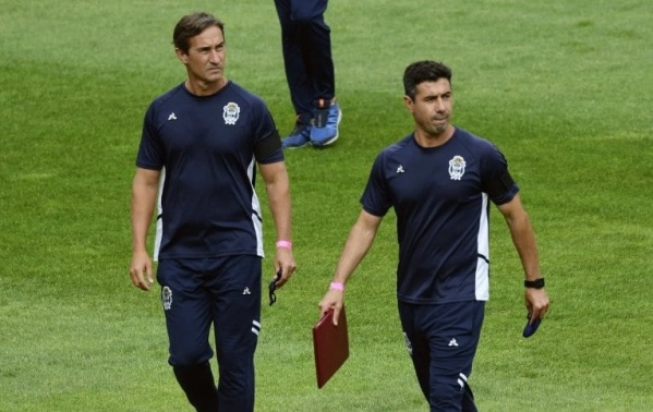 La dirigencia de Gimnasia confirm&oacute; que Martini y Messera seguir&aacute;n siendo los t&eacute;cnicos por un a&ntilde;o