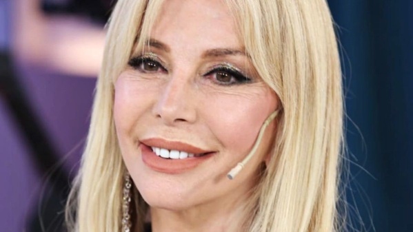 ¡A los 68, Graciela Alfano posó en bikini!