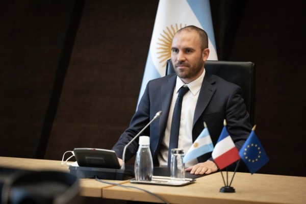 Tras la gira de Guzmán, Argentina negociará en mayo con el Club de París para posponer vencimientos de deuda