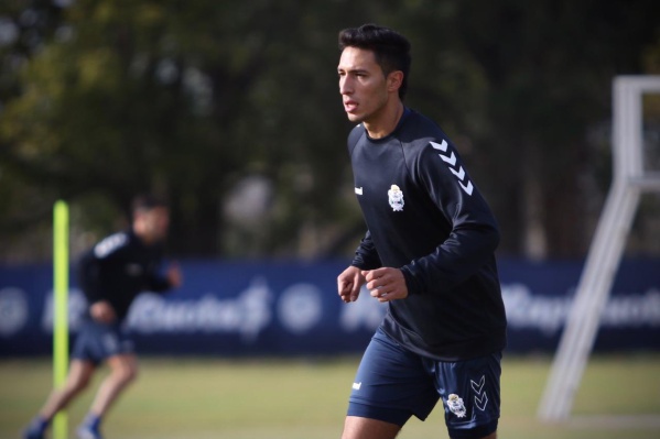 Gimnasia estren&oacute; pilcha en el arranque de los trabajos