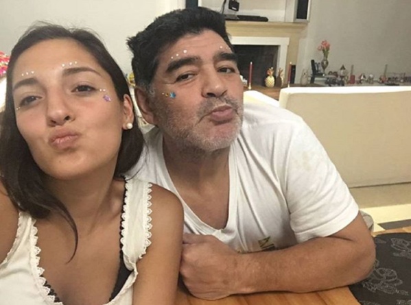 Jana Maradona sufrió un revés legal en la sucesión de Diego