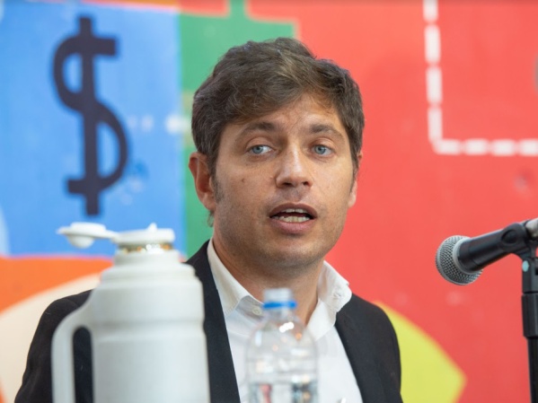 Kicillof: "En la pandemia, hemos invertido en infraestructura escolar en 2.800 establecimientos de los 135 municipios"