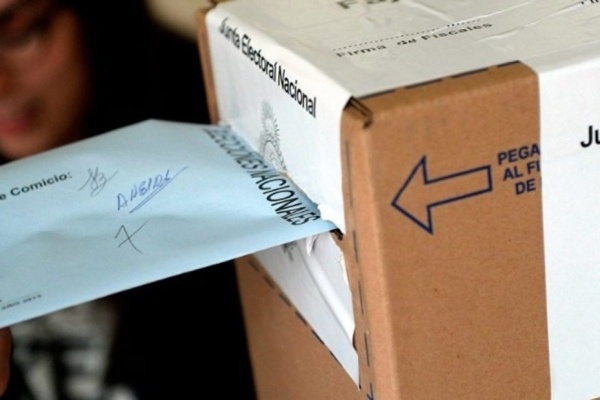 Habrá "un protocolo especial y más centros de votación" en las elecciones legislativas