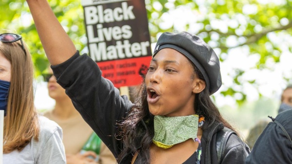 Racismo en Reino Unido: balearon a la reconocida activista Sasha Johnson que ya había sido amenazada