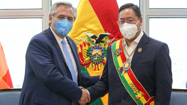Alberto Fernández aseguró que el Gobierno ayudará a Uruguay y a Bolivia a obtener dosis de la vacuna