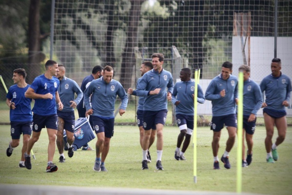 Gimnasia con variantes define el equipo para jugar este martes