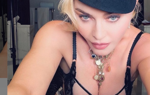 Madonna publicó fotos íntimas y en ropa interior... ¡a sus 62 años!