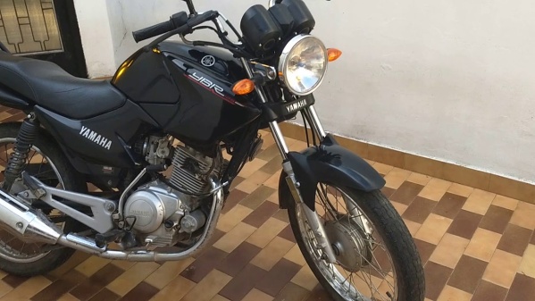 Robó una moto en La Plata, la publicó en internet y logró venderla: el inconveniente fue que los "compradores" eran policías