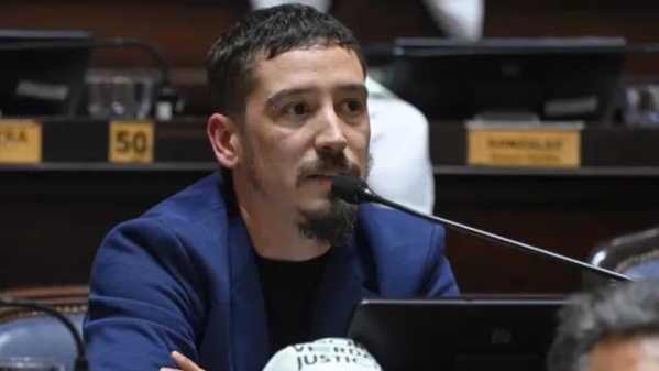 Leonardo Moreno, Legislador de Fuerza Patria