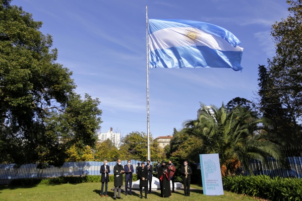 Kicillof participó de un acto en conmemoración de la Revolución de Mayo con intendentes de la Región