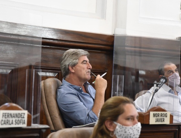 "Se equivocó": un concejal de Juntos por el Cambio criticó el veto de Garro al compostaje en 8 y 60