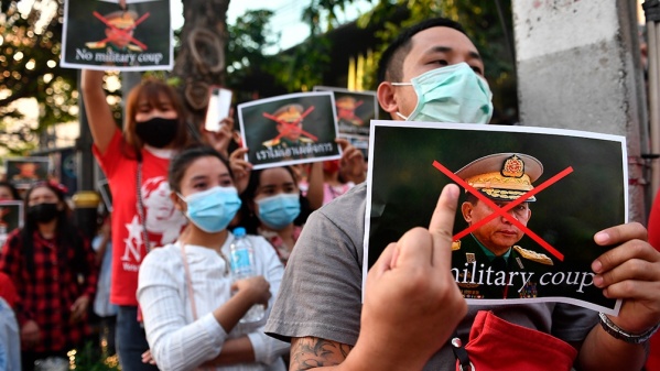 Multitudinarias protestas en Myanmar contra el golpe de estado