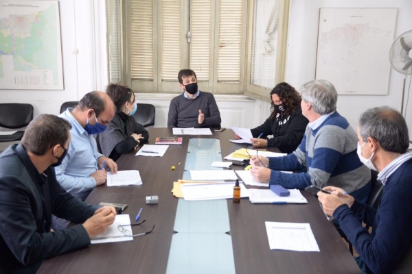 Concejal platense pide respuestas por los arroyos contaminados