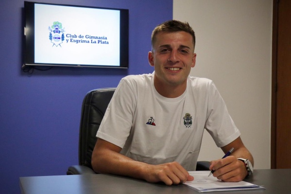 El coronavirus golpea al plantel de Gimnasia