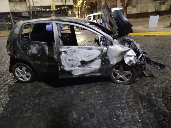 Chocaron al viceintendente de La Plata, Darío Ganduglia, y el otro vehículo quedó destruido