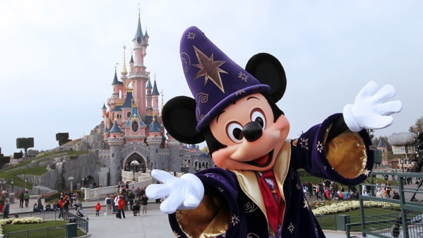 Euro Disney se convierte en un centro de vacunación
