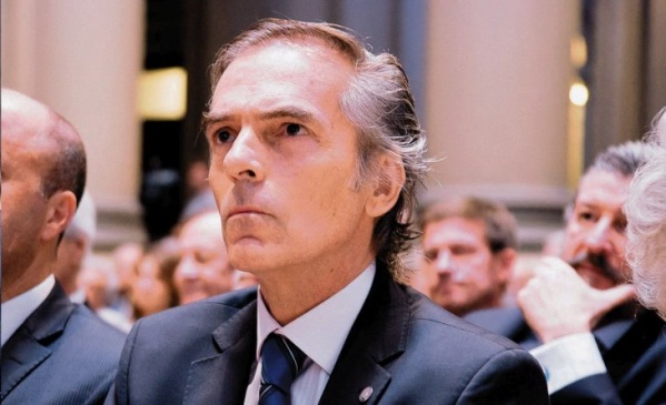 Denunciaron al juez Hornos por sus visitas a la Casa Rosada durante el gobierno de Macri