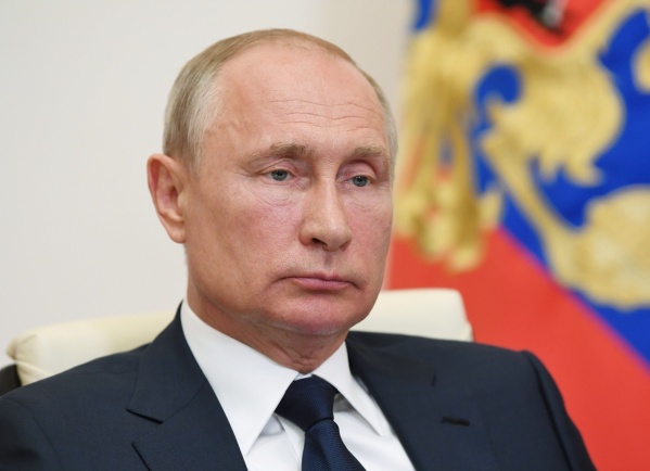 Putin afirmó que la vacuna Sputnik V es "segura" y protege en un 97%