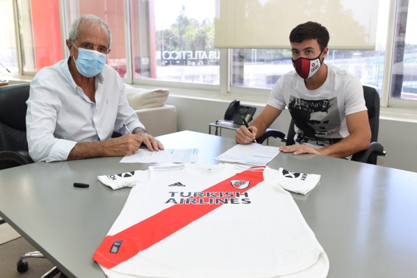 La particular historia detr&aacute;s de la venta de Jos&eacute; Paradela