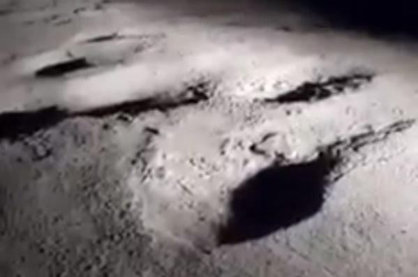 Con un video digno de un Oscar, vecinos de Arana pidieron el urgente arreglo de las calles