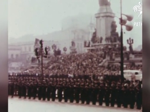 La vez que el funeral de Evita salió en una serie de Batman