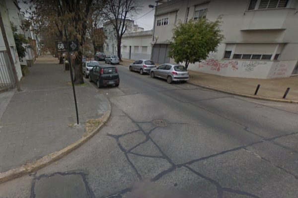 Motochorro atac&oacute; a una mujer en 8 y 68