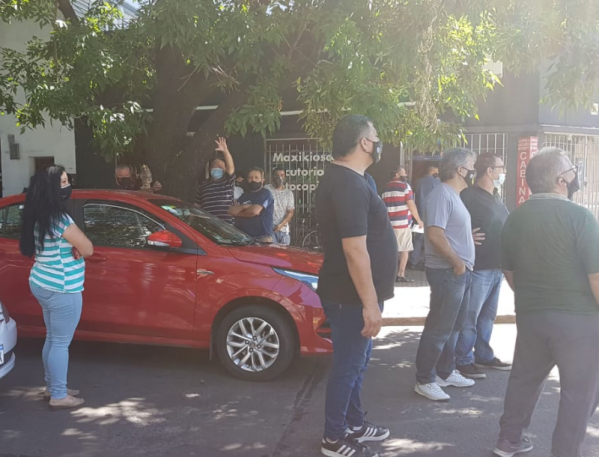 Remiseros de La Plata se oponen a la decisión del municipio de comenzar el próximo lunes con los controles de los vehículos