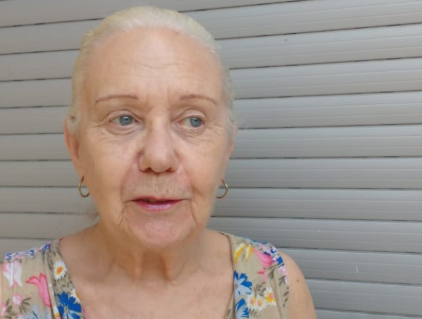 Está jubilada, tiene 71 años y busca trabajo por internet: “Lo hago para sentirme útil; mandé mi currículum a todos lados"
