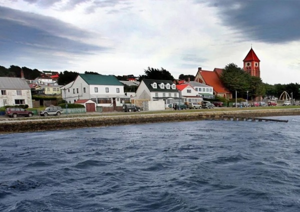 El Gobierno contestó a la decisión británica de mantener la presencia militar en Malvinas