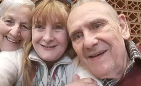 Su papá murió por COVID-19 en el hospital Rossi de La Plata y denuncia que le robaron la alianza de oro