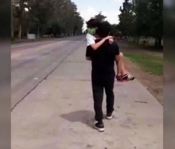 La nena a la que le negaron el ingreso a Santiago del Estero tuvo que ser internada de urgencia por una descompensación