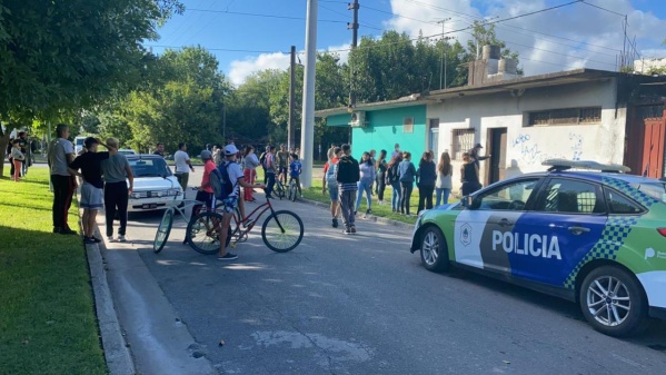 Vecinos de Los Hornos se movilizarán por un caso de zoofilia en el barrio