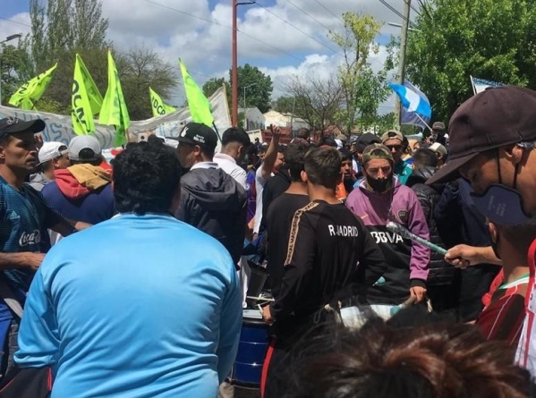 UOCRA: Apriete de la agrupación de Iván Tobar frente a la empresa Imacova de La Plata y sospecha de un "vuelto" no aceptado