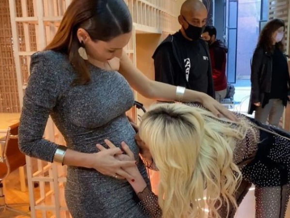 La tierna sorpresa de Vicky Xipolitakis a Pampita, por su embarazo