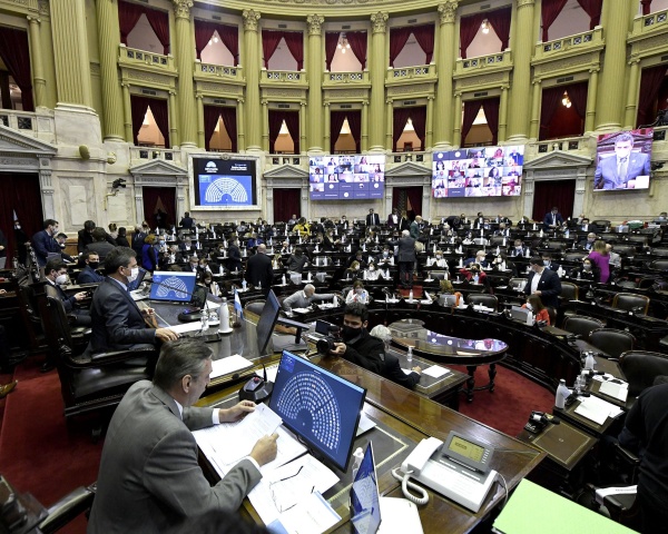 Diputados aprobó la postergación de las PASO: todo Juntos por el Cambio apoyó menos Fernando Iglesias